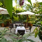 & Restaurant Michaelis 4* Лейпциг