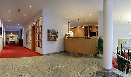 Ξενοδοχείο & Restaurant Michaelis 4*