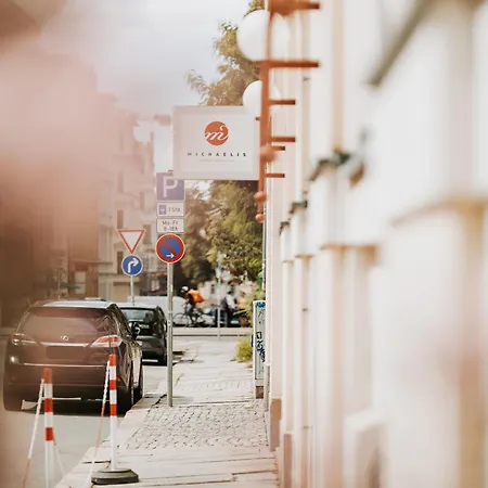 & Restaurant Michaelis Ξενοδοχείο 4*