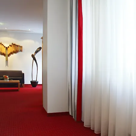 & Restaurant Michaelis 4* 라이프치히