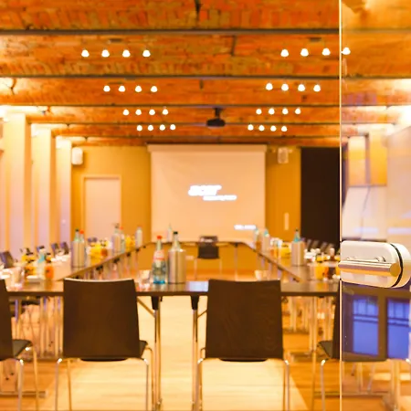 & Restaurant Michaelis מלון לייפציג