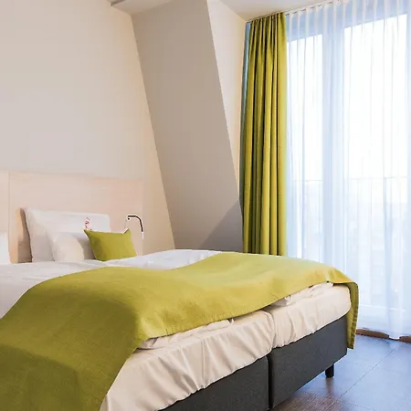 & Restaurant Michaelis 4*