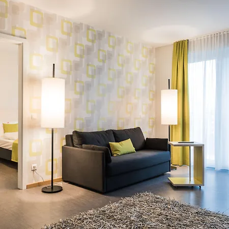 & Restaurant Michaelis 4* לייפציג