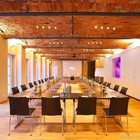 & Restaurant Michaelis 4* Λειψία