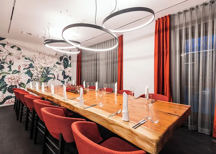 & Restaurant Michaelis Hotel